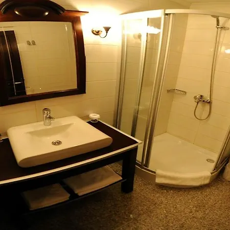 Hotel Zinos 4*